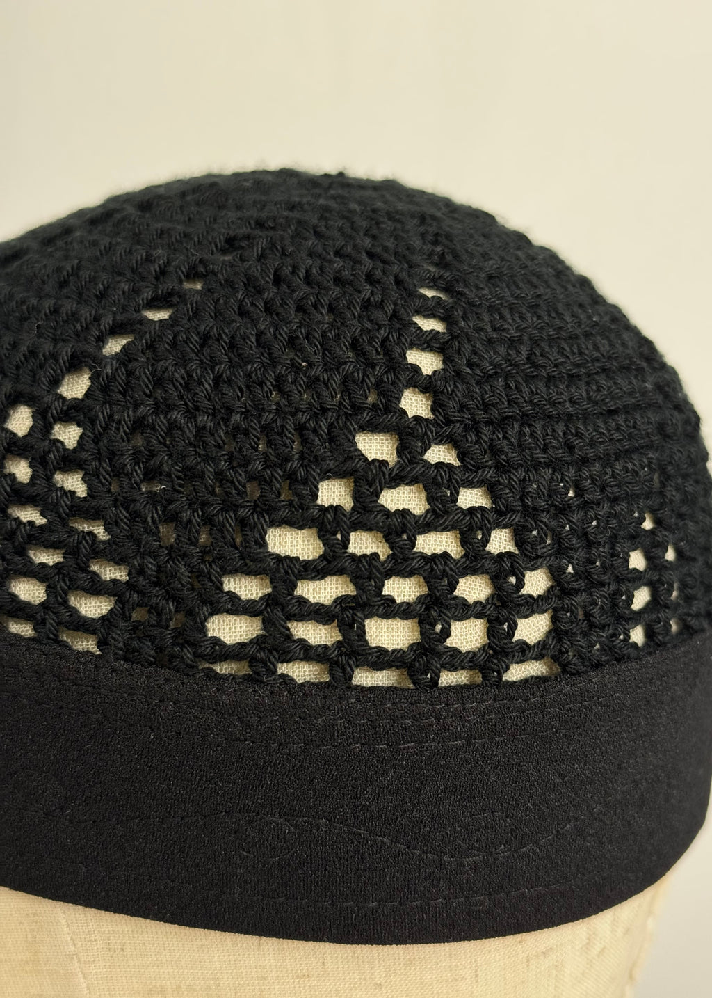 Chachia Salam | Noir